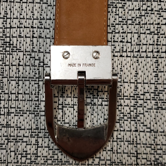 Louis Vuitton Classic Leather Belt - Picture 7 of 10
